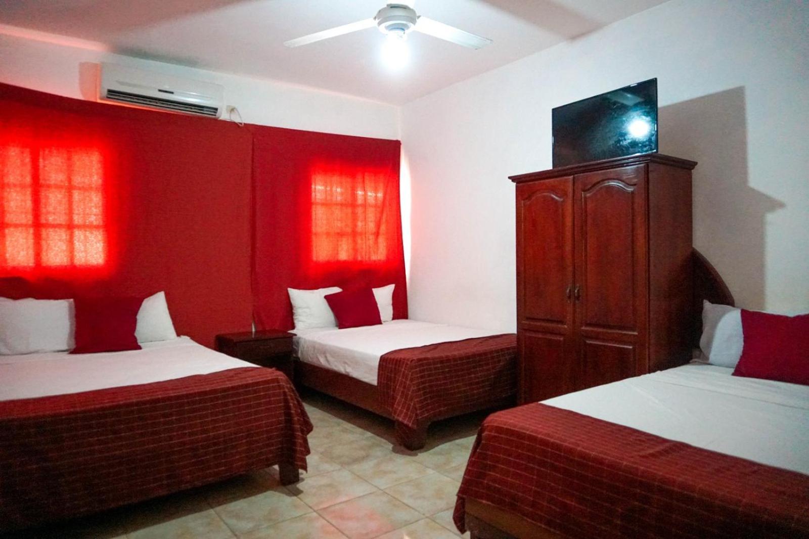 Hotel Nuevo Amanecer El Catey Εξωτερικό φωτογραφία